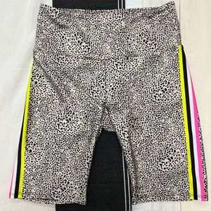 Goldsheep bike shorts. Size large.